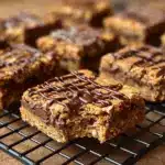 Healthy Peanut Butter Chunk Oatmeal Bars Recipe
